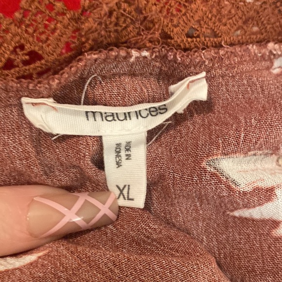 Maurices Dark Mauve Floral Kimono with Lace and Cutout Details [Size: XL] - Picture 5 of 6